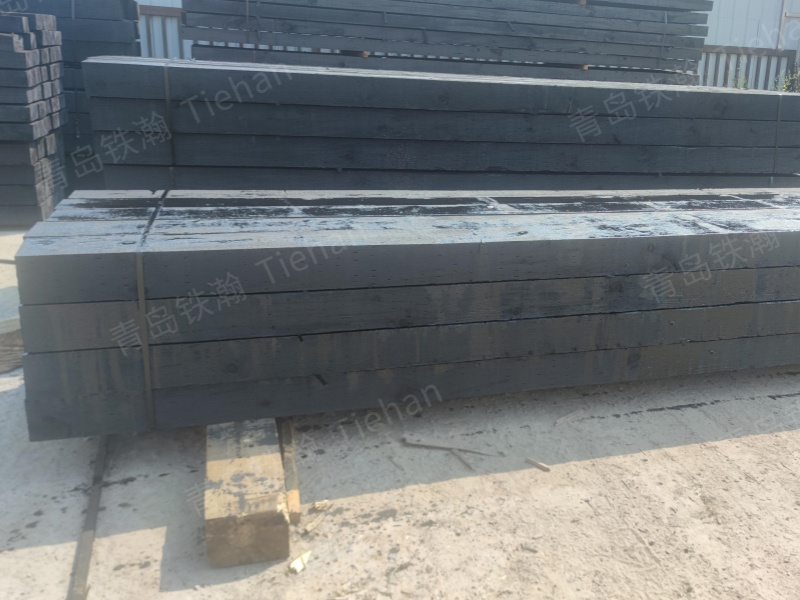 Train sleepers appear on Freight Cars - easy to use and practical