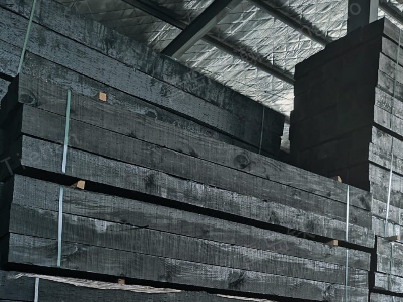 Anti compression and shock absorption - the black charm of railway sleepers